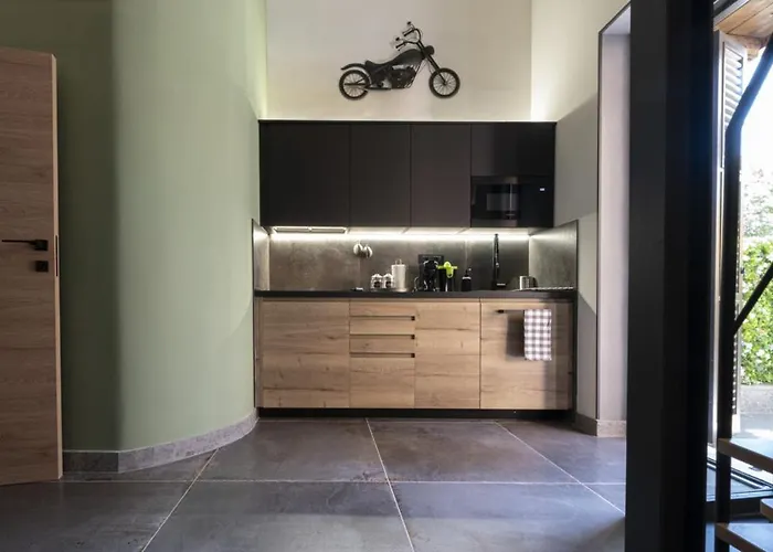 Vatican Boutique With Large Terrace Apartment